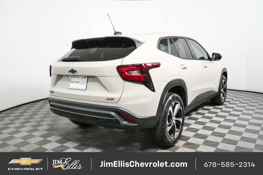 2026 Chevrolet Trax RS - Photo 3