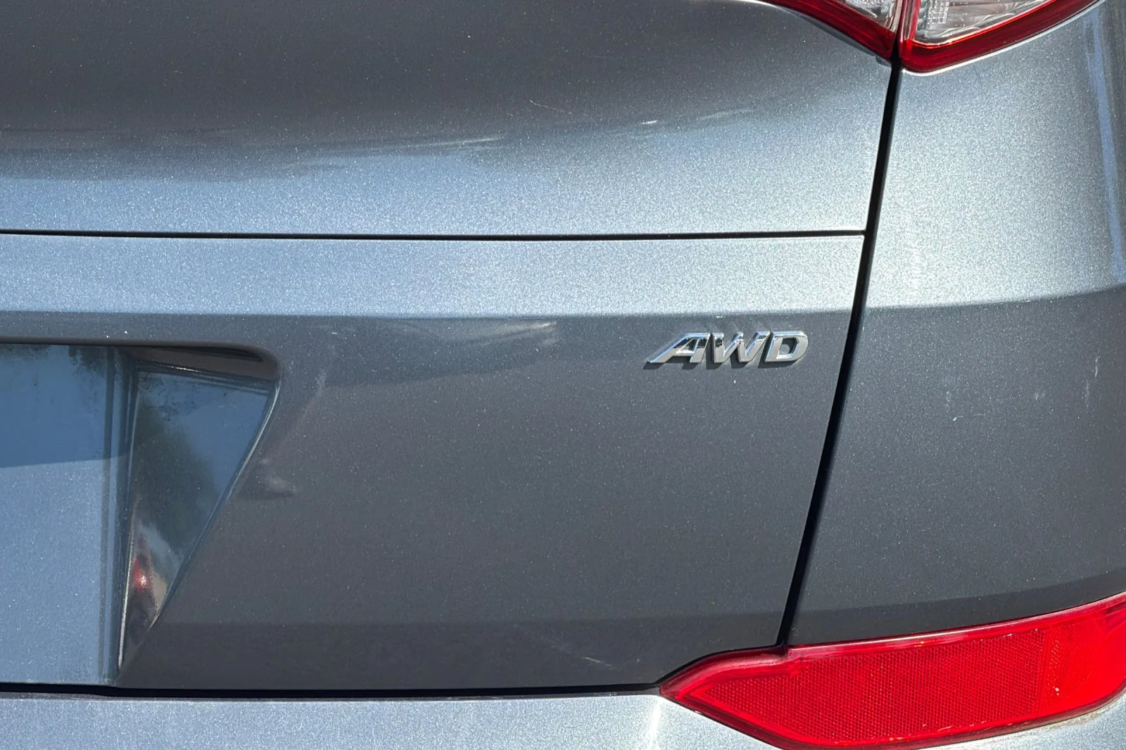 Used 2018 Gray Hyundai SEL image 22