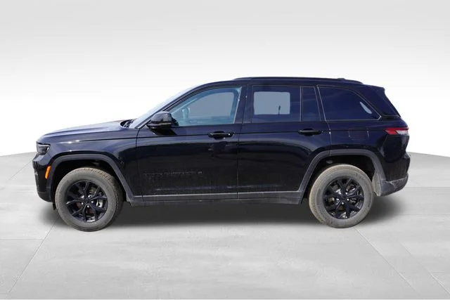 Used 2025 Black Jeep Altitude image 2