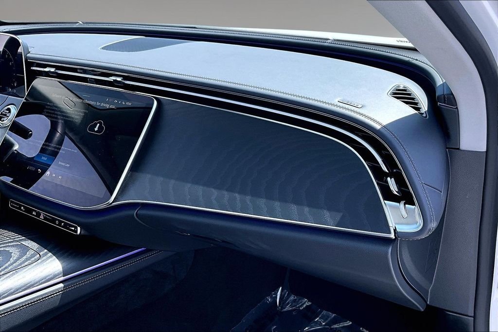 2025 Mercedes-Benz E-Class E350 - Photo 24