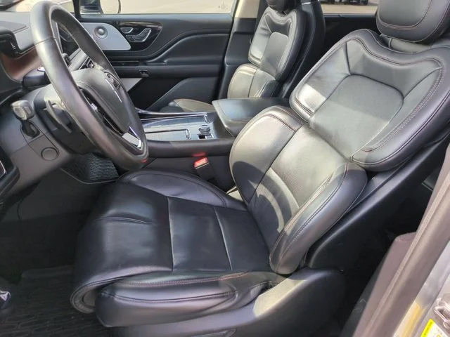 Used 2021 Silver Lincoln Reserve image 15