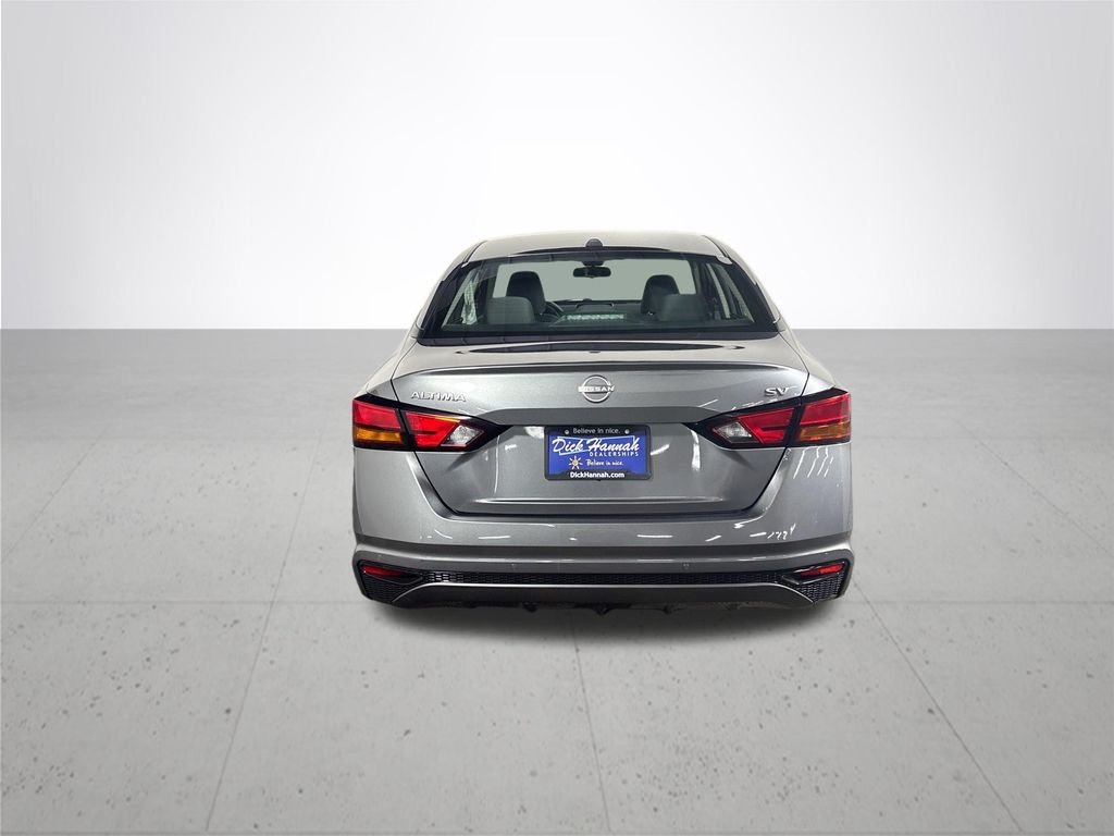 Used 2023 Gray Nissan 2.5 SV image 7