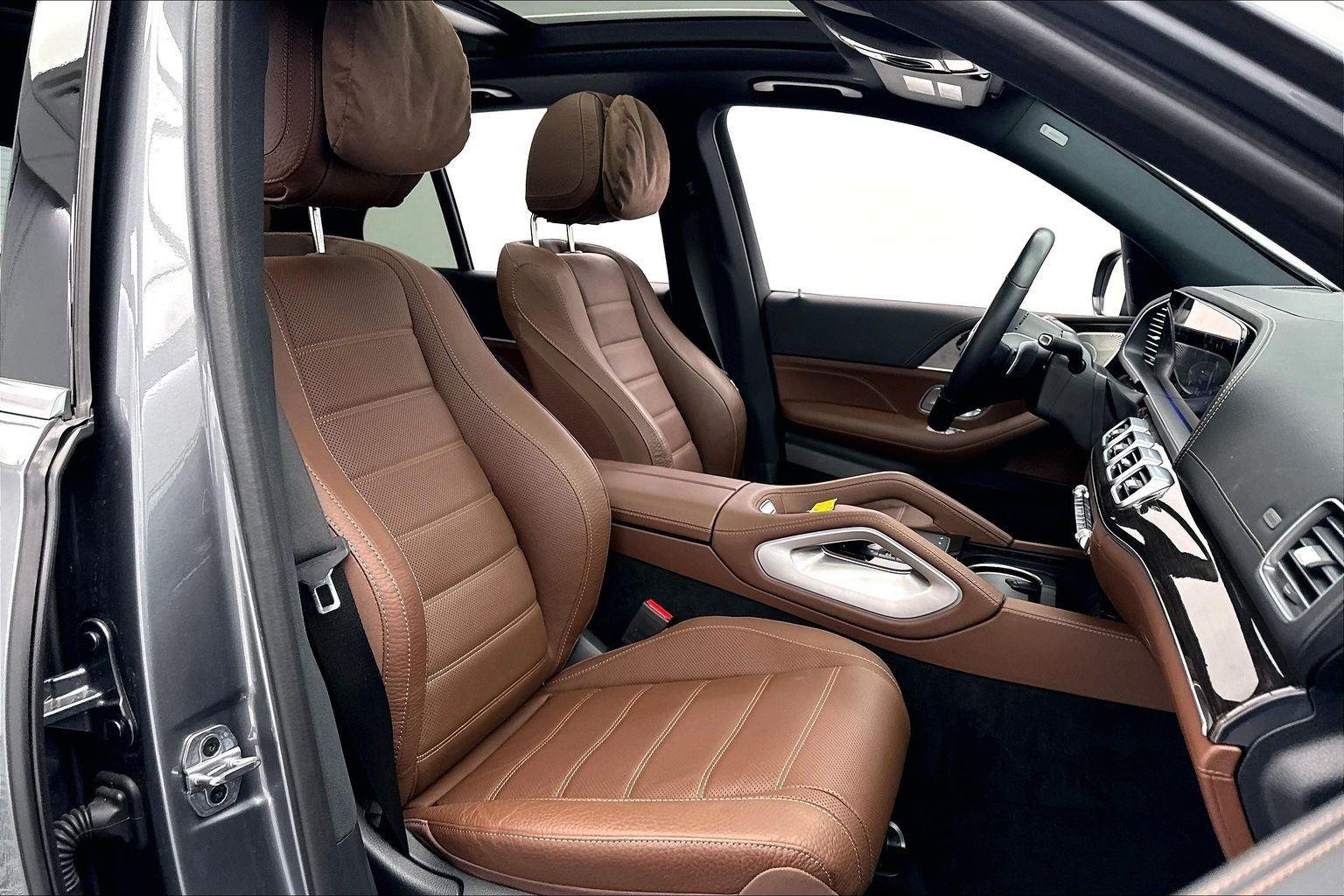 Used 2025 Selenite Grey Metallic Mercedes-Benz GLE 350 image 28