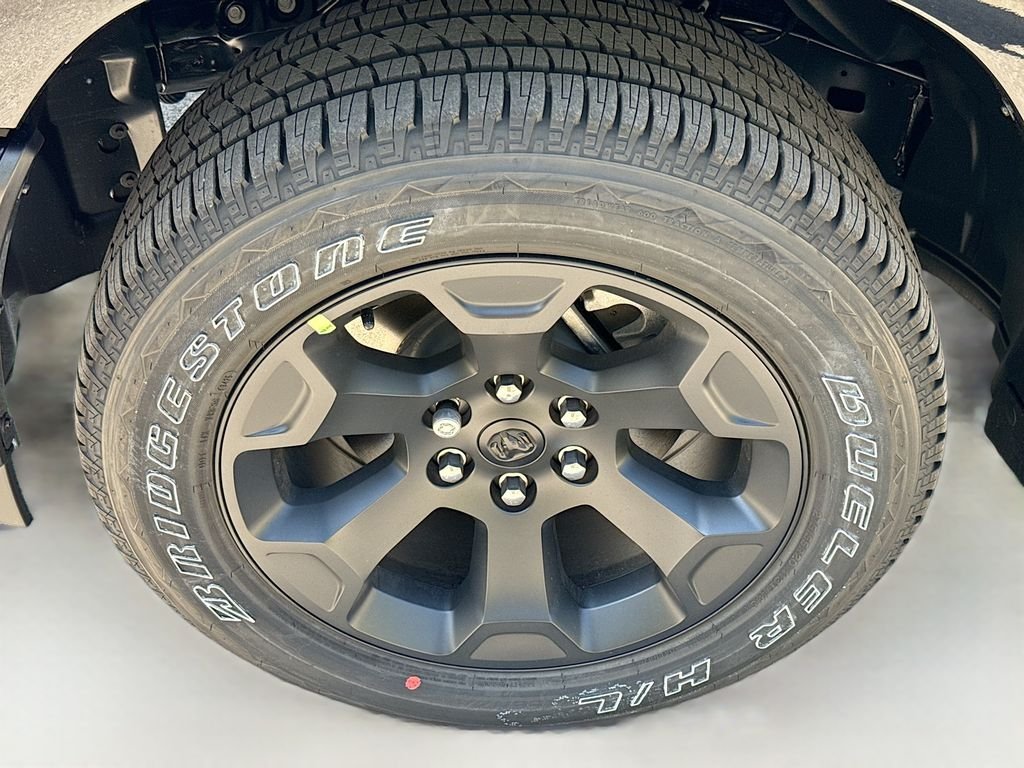 New 2026 Diamond Black Crystal Pearl-Coat Exterior Paint RAM Big Horn image 9