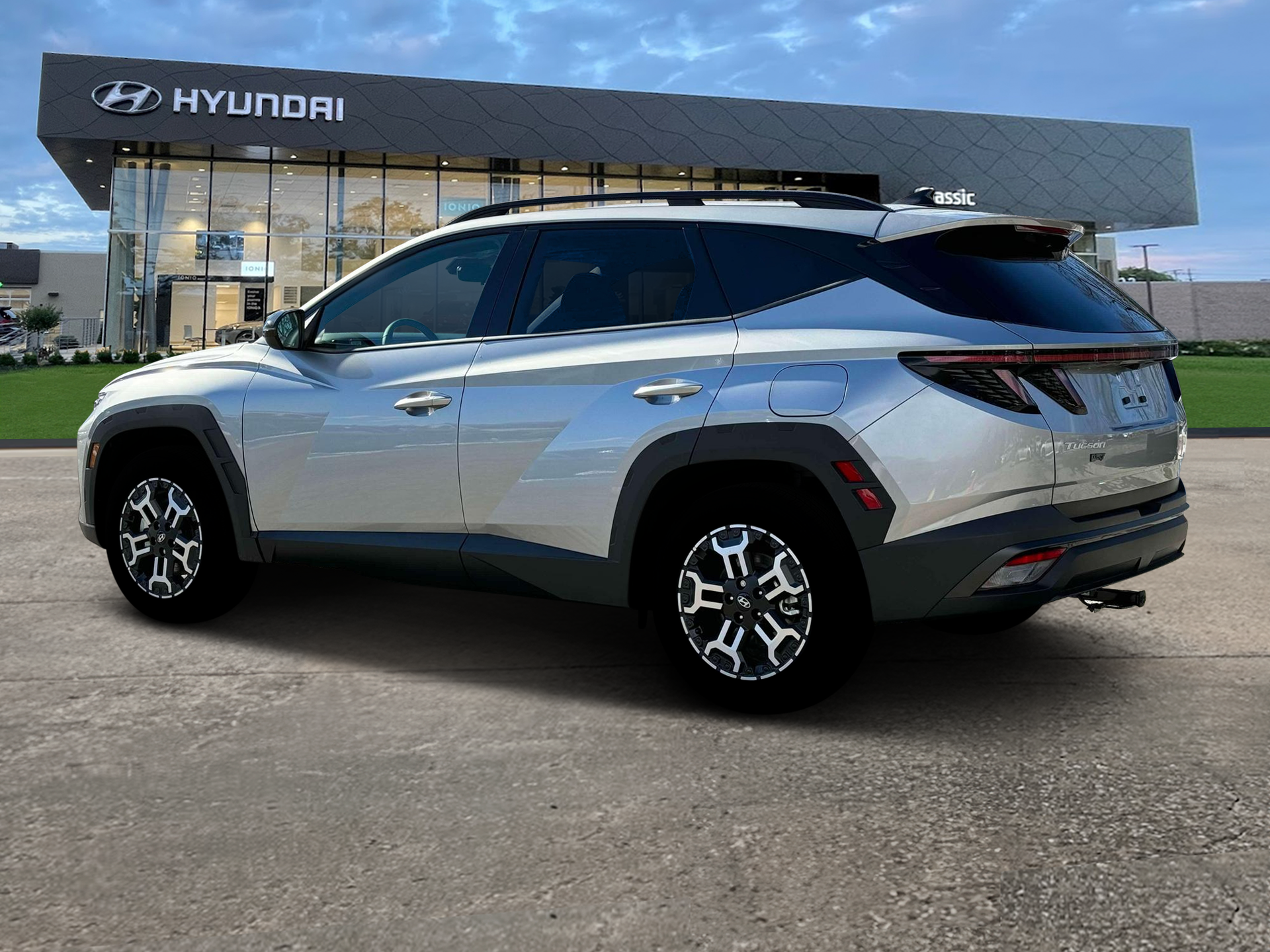 New 2026 Shimmering Silver Metallic Hyundai XRT image 4