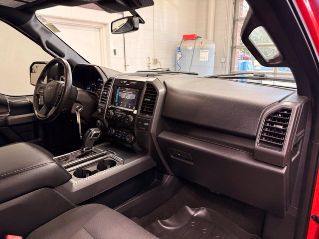 Used 2019 Red Ford XL image 24