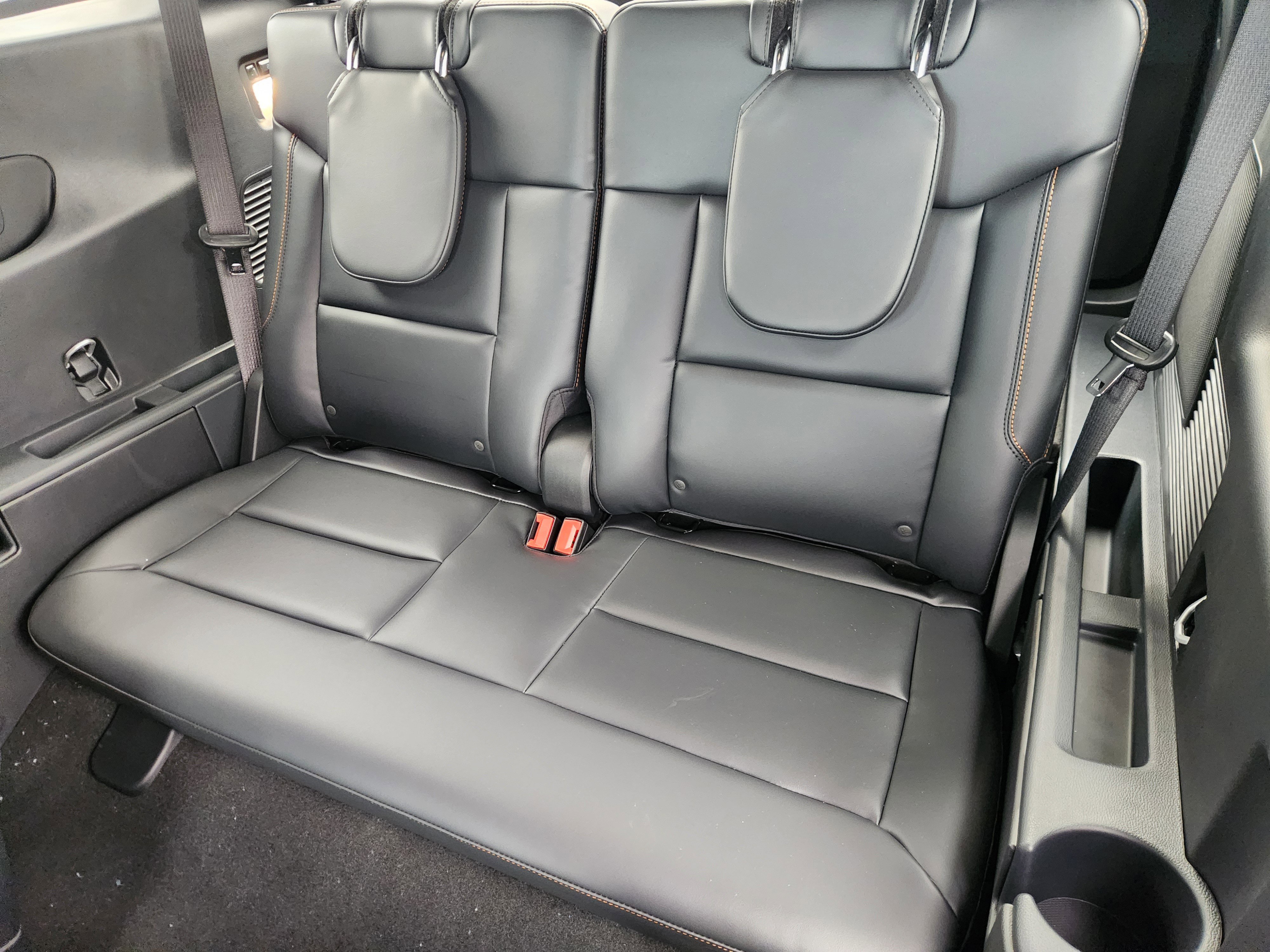 New 2026 Carbonized Gray Metallic Ford Tremor image 20