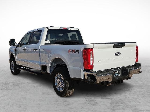 New 2027 Oxford White Ford F-250® XLT image 32