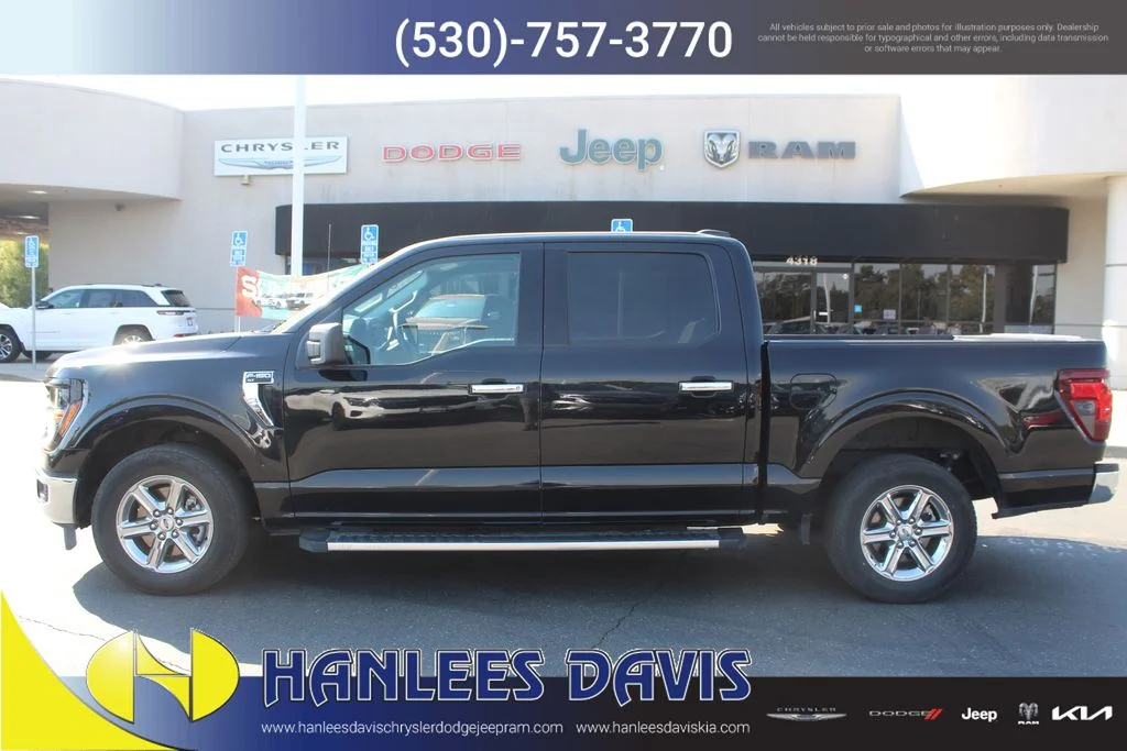 Used 2025 Black Ford XLT image 2