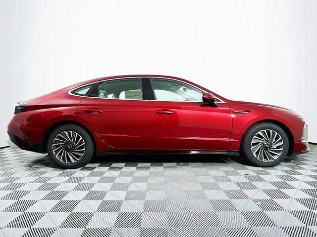2025 Hyundai Sonata Hybrid SEL - Photo 7