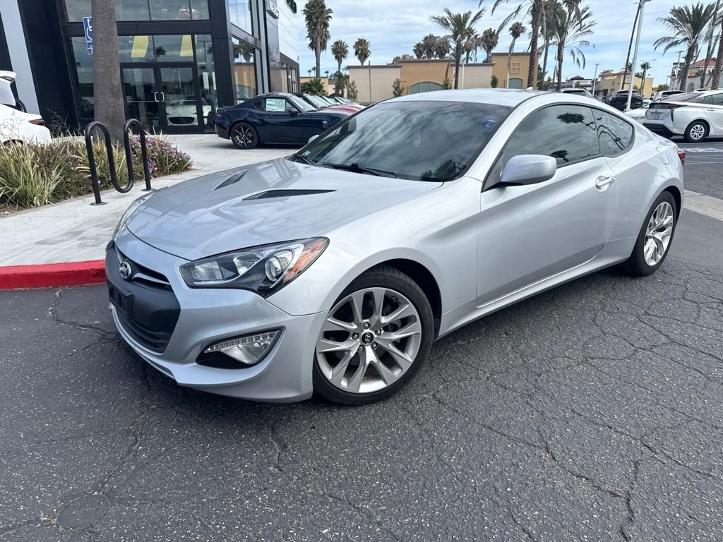 Used 2014 Silver Hyundai 2.0T image 4