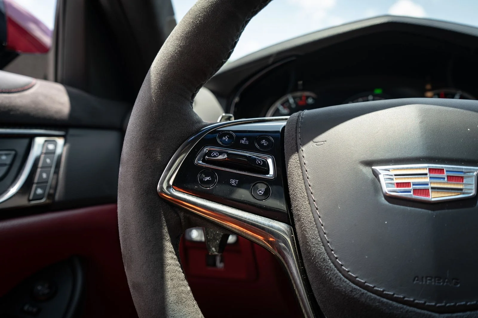 Used 2018 Black Raven Cadillac Base image 61