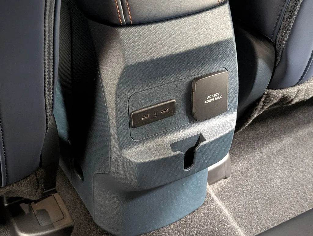 New 2026 Carbonized Gray Metallic Ford Lariat® image 18