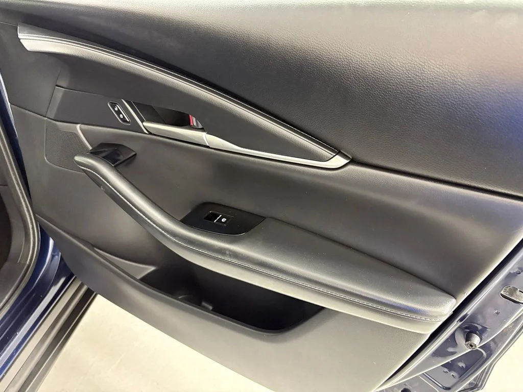 Used 2024 Blue Mazda 2.5 S Select Sport image 39