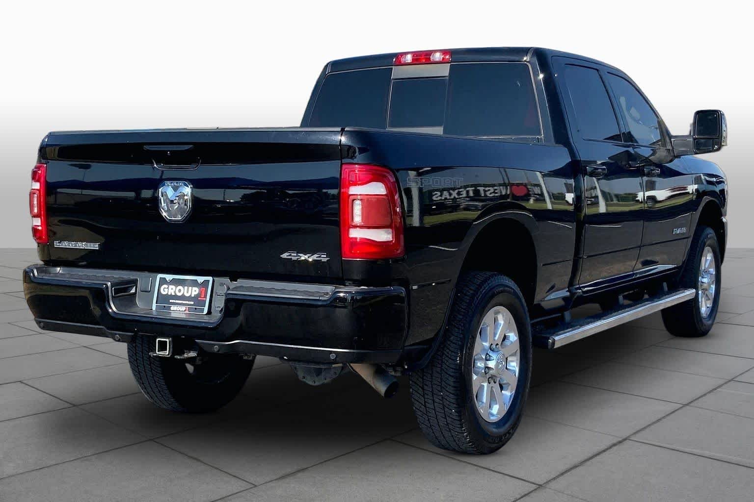 Used 2023 Diamond Black Crystal Pearlcoat Ram Laramie image 12