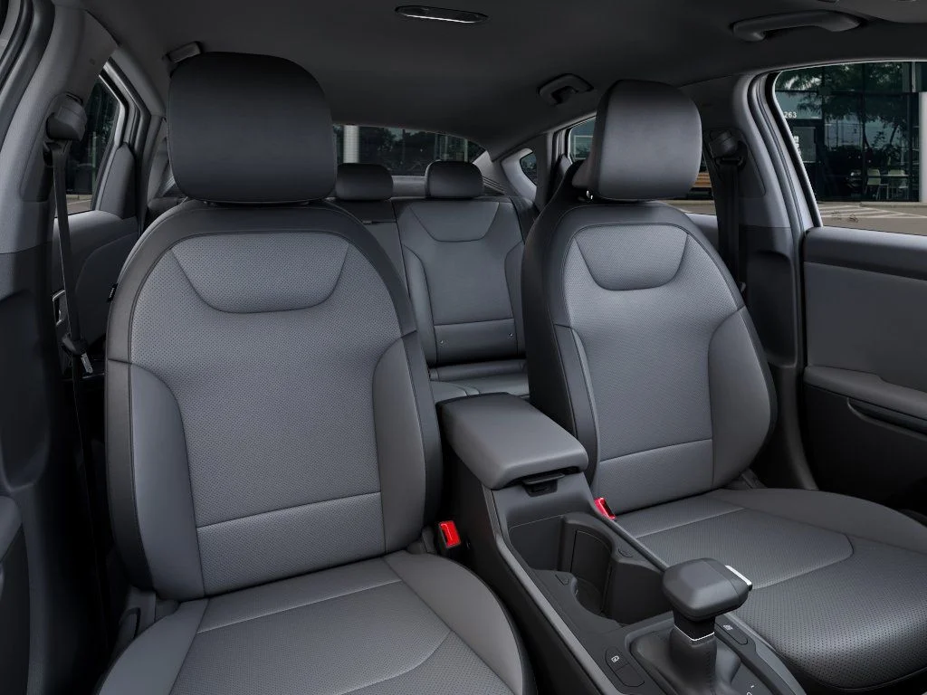 New 2026 Snow White Pearl Kia EX image 16