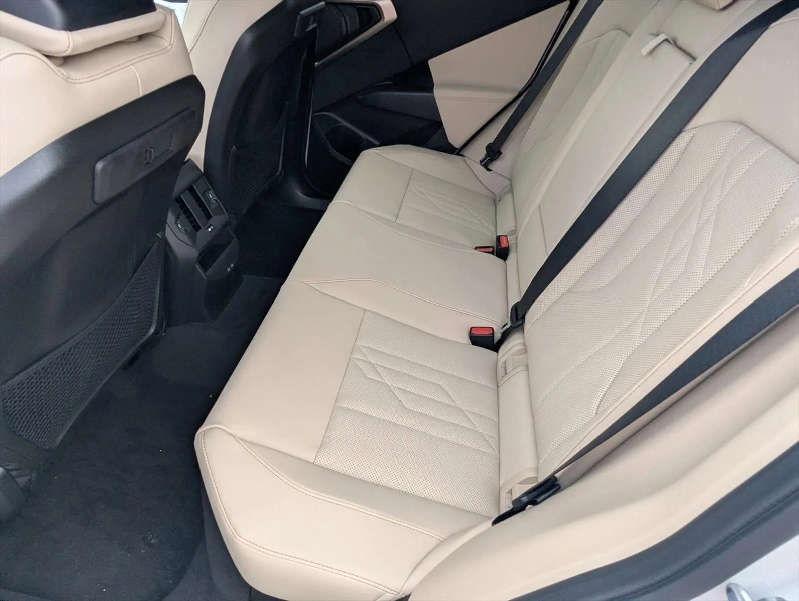2025 BMW X3 30 - Photo 15