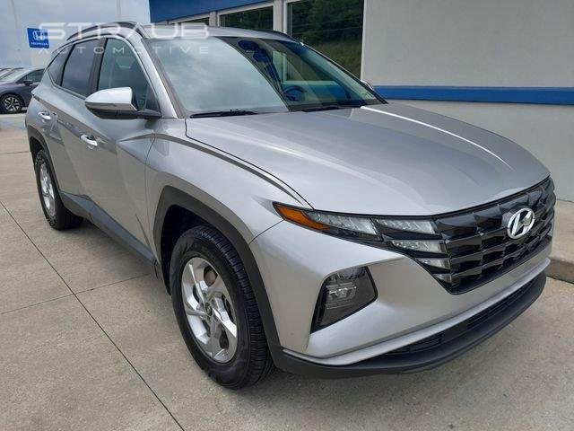 Used 2023 Shimmering Silver Hyundai SEL image 3