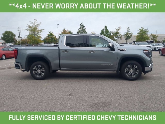 Used 2025 Silver GMC SLT image 3