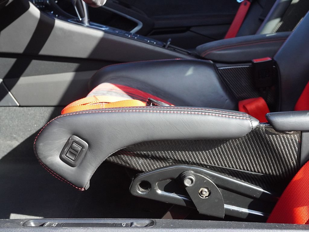 Used 2018 Red Porsche GT3 image 25