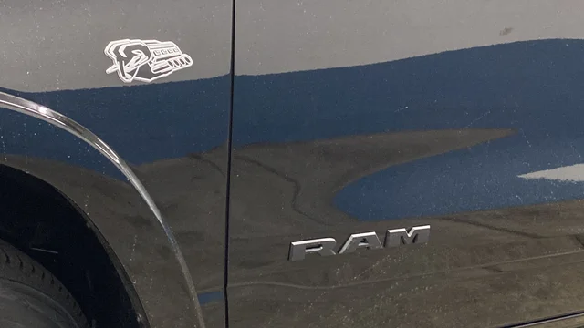 New 2026 Diamond Black Crystal Pearl-Coat Exterior Paint RAM Big Horn/Lone Star image 47