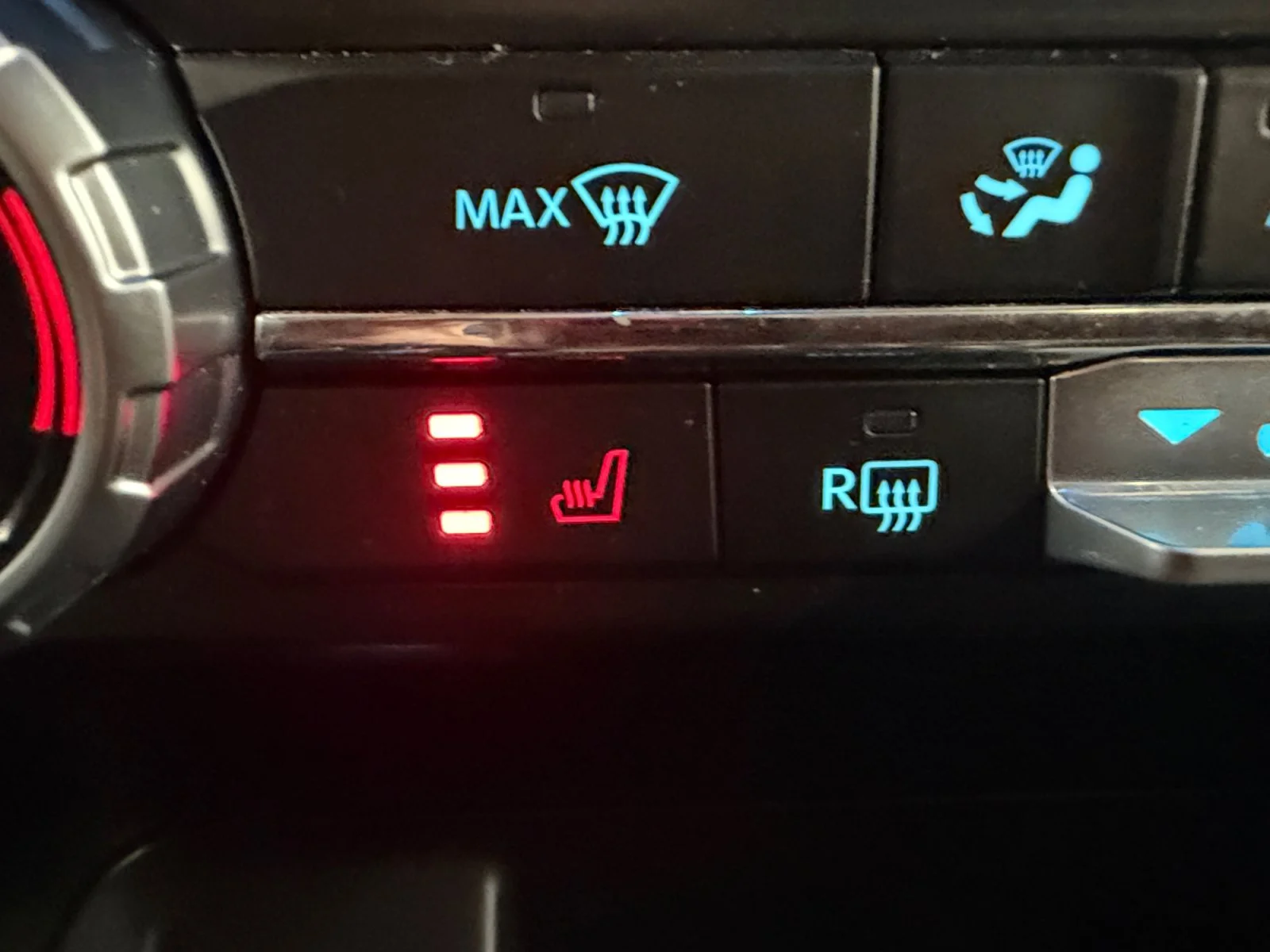 Used 2023 Blue Ford XLT image 24