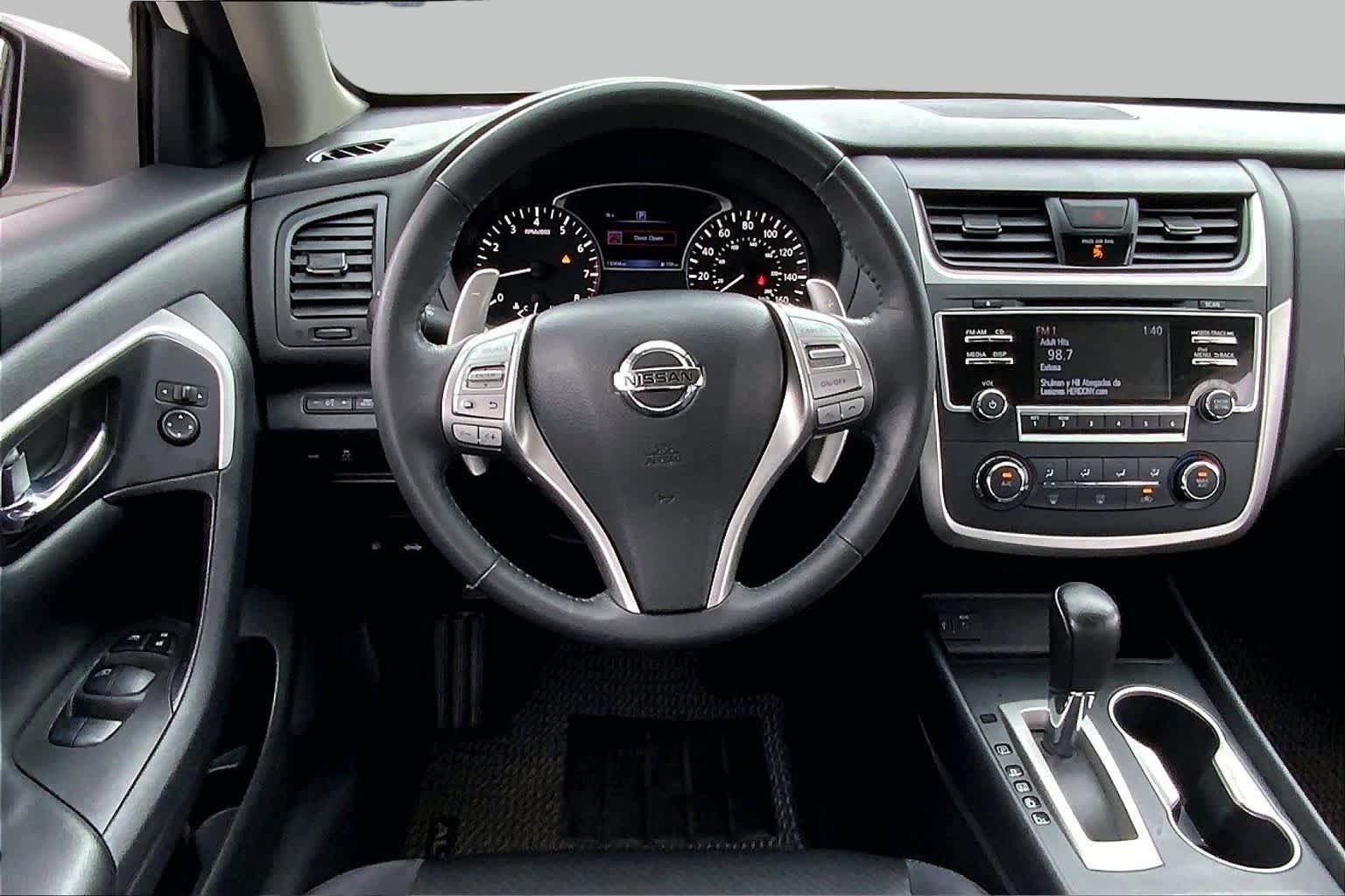 Pre-Owned 2017 Nissan Altima 2.5 SR