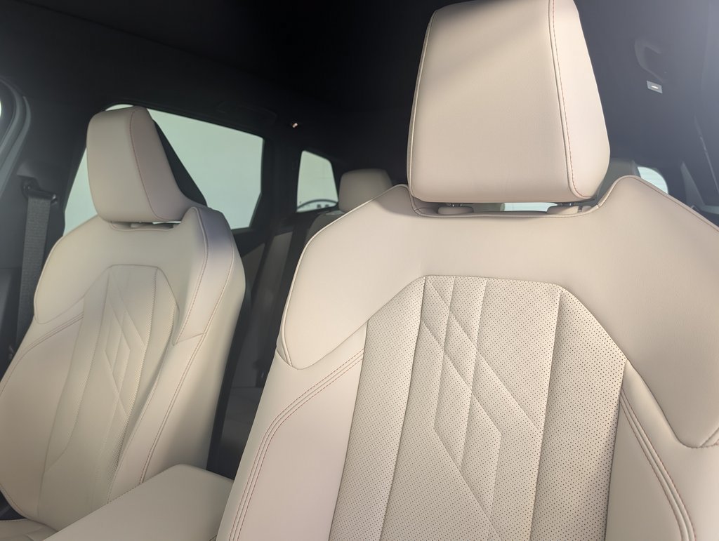 Used 2026 White BMW 30 xDrive image 12
