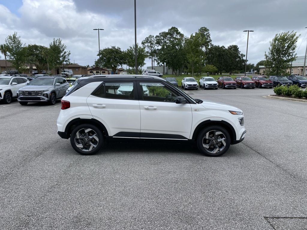 Used 2026 Lunar White w/Black Roof Hyundai SEL image 8