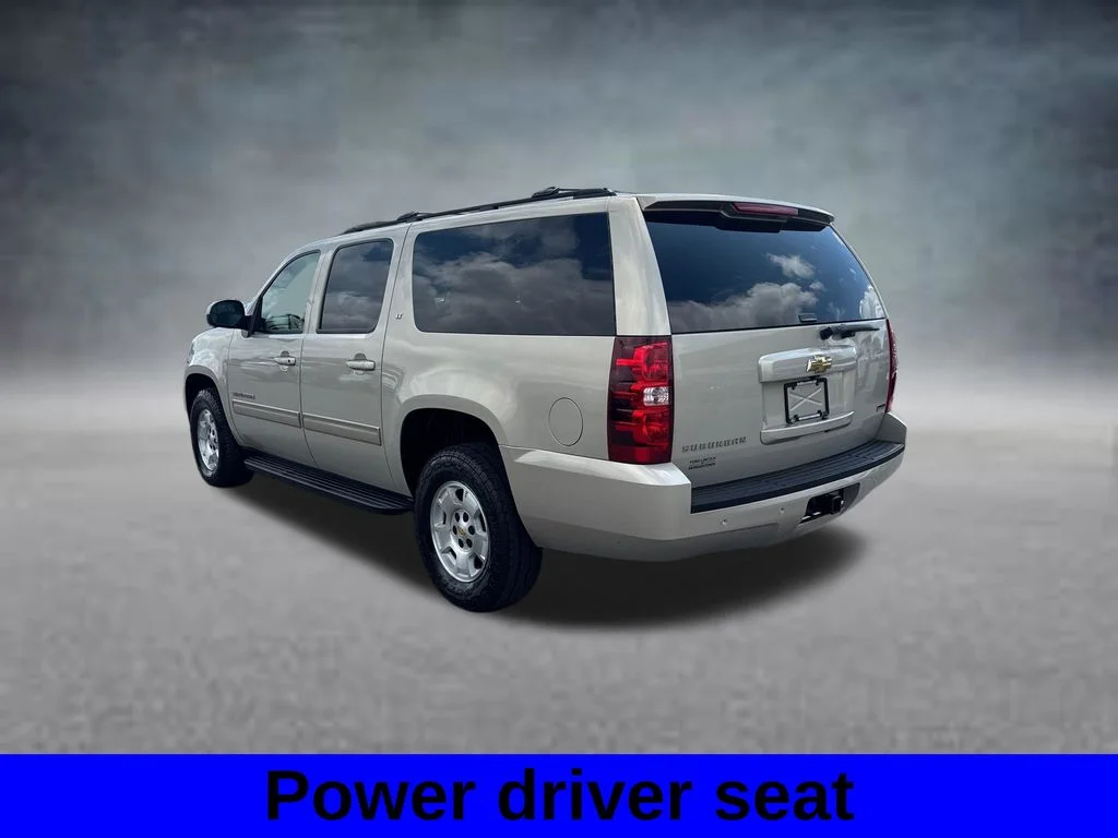 Used 2011 Gold Mist Metallic Chevrolet LT image 9