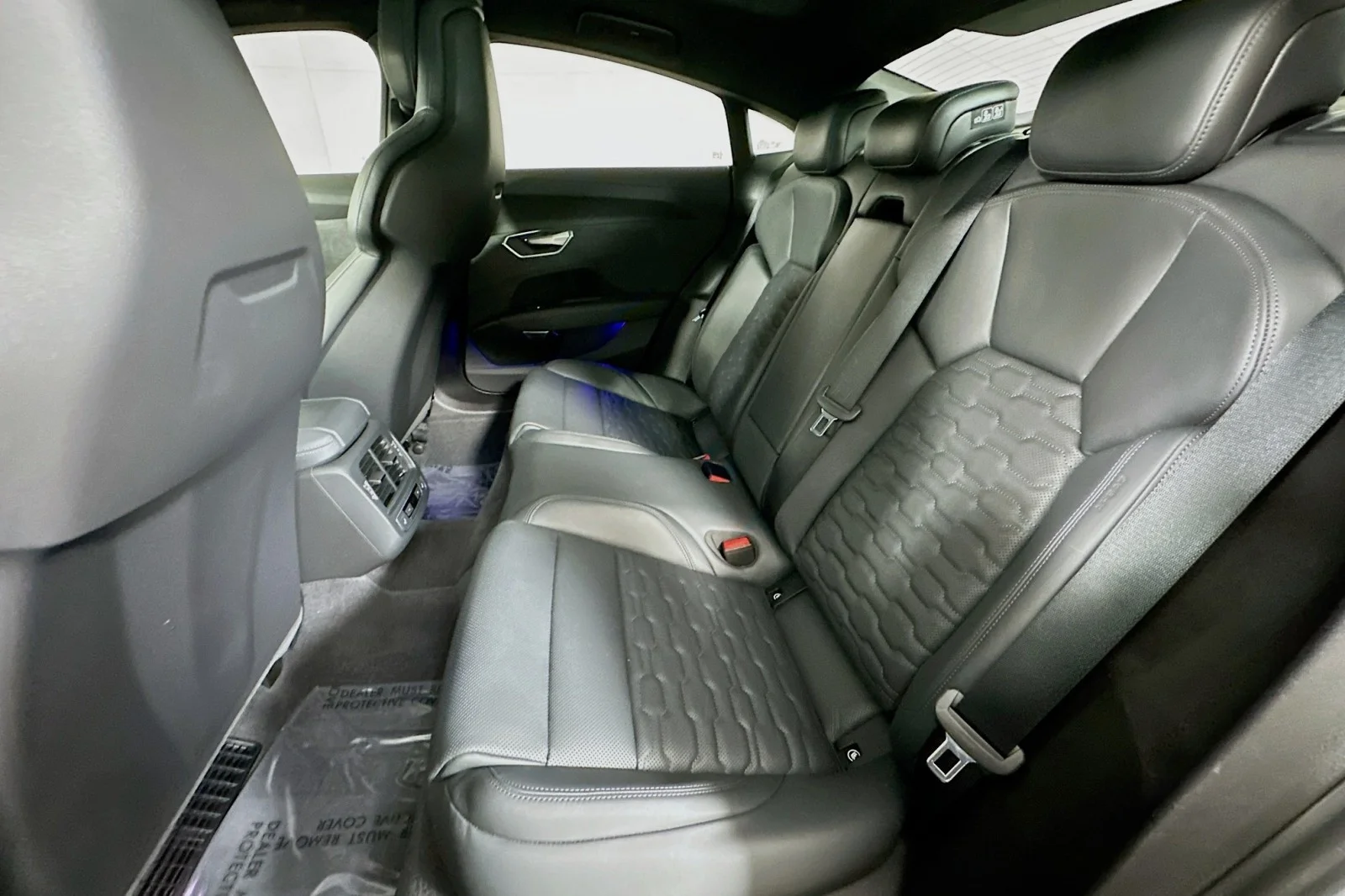 Used 2022 Daytona Gray Pearl Effect Audi Prestige image 9