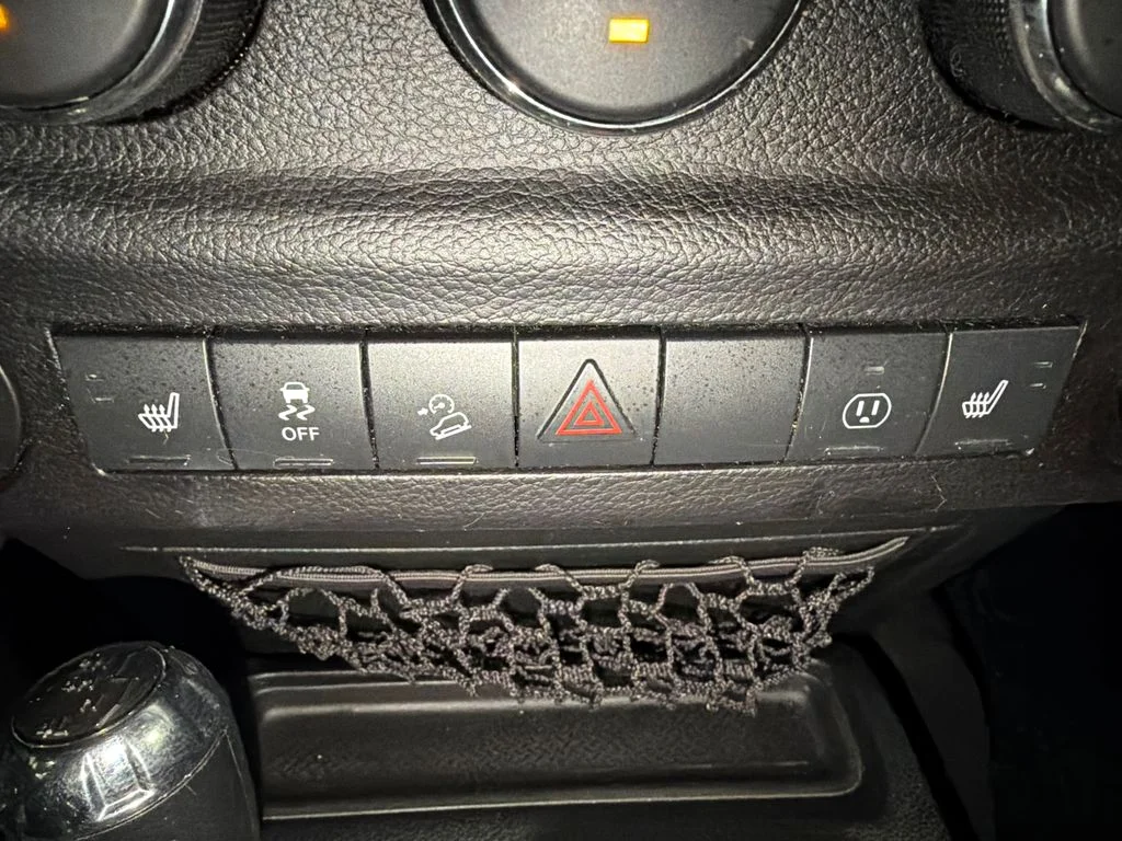 Used 2018 Bright White Clearcoat Jeep Freedom Edition image 29