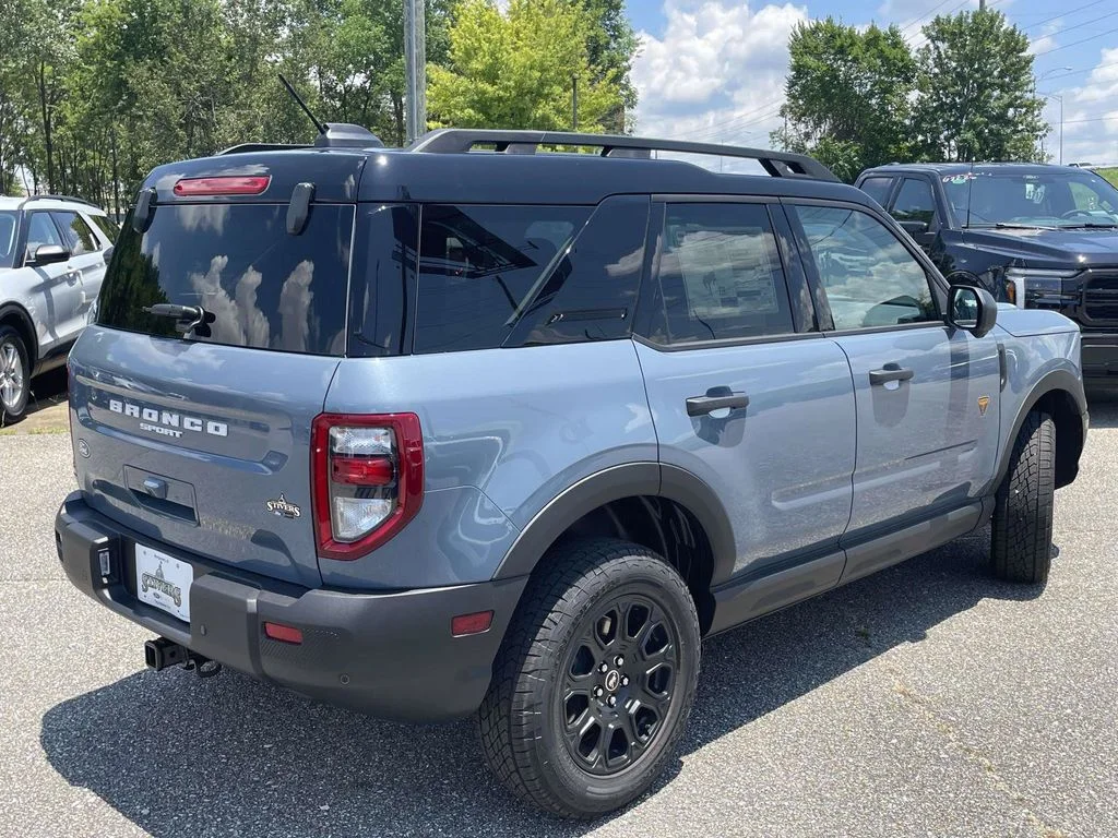 New 2026 Gray Ford Badlands image 3
