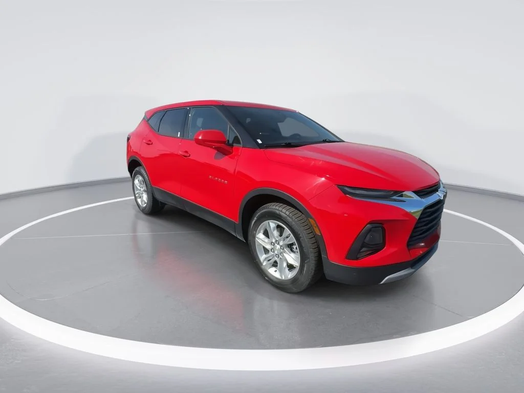 Used 2021 Red Chevrolet LT image 2