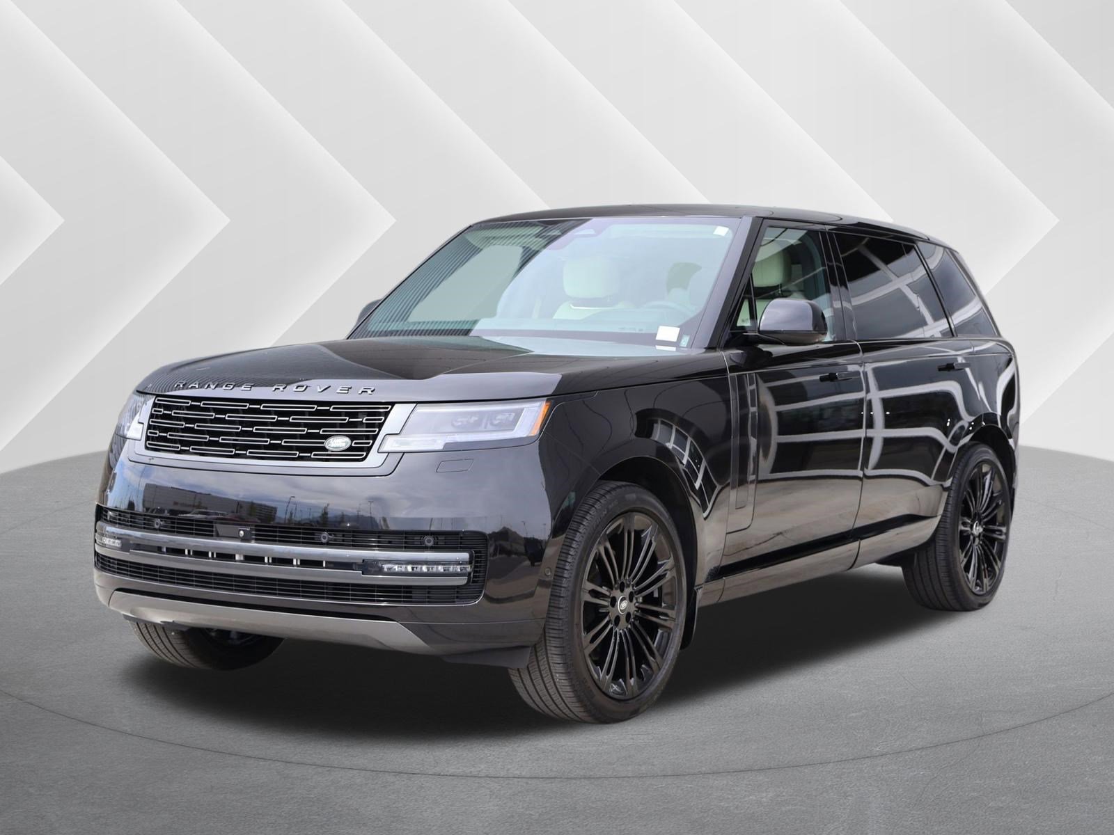 Certified Used 2025 Obsidian Black Metallic Land Rover SE image 1