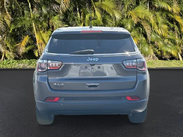 Used 2023 Gray Jeep Sport image 6