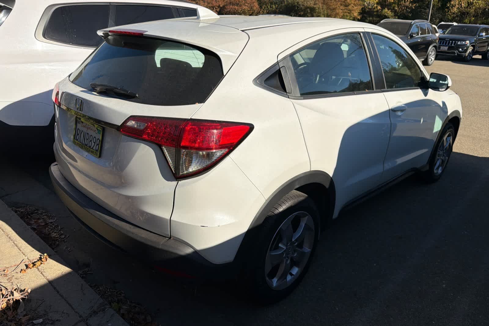Used 2019 Platinum White Pearl Honda LX image 2