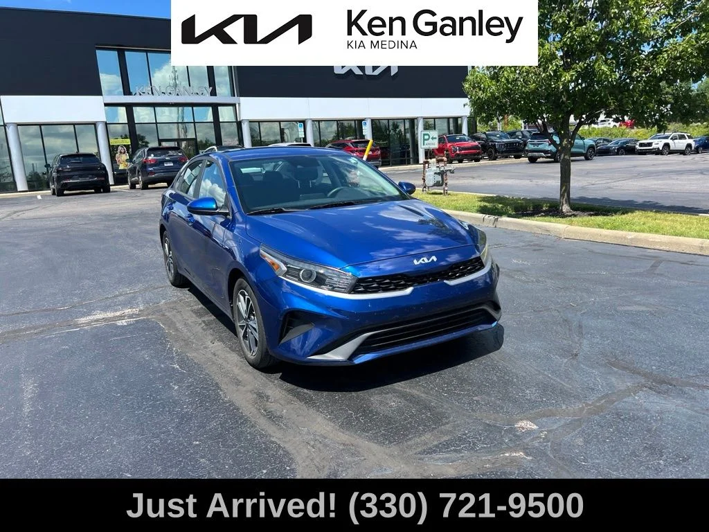 Certified Used 2023 Blue Kia LXS image 3