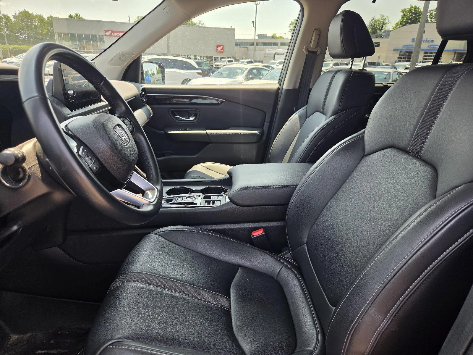 Used 2023  Honda EX-L image 6