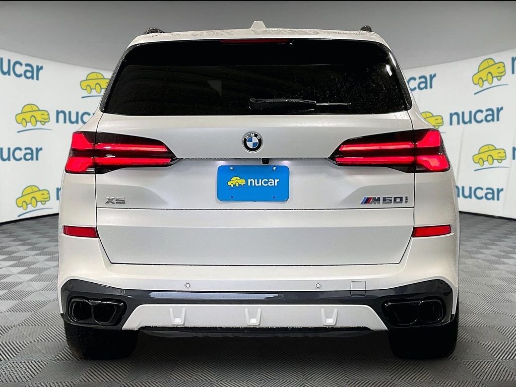 Used 2025 White BMW M60i image 5