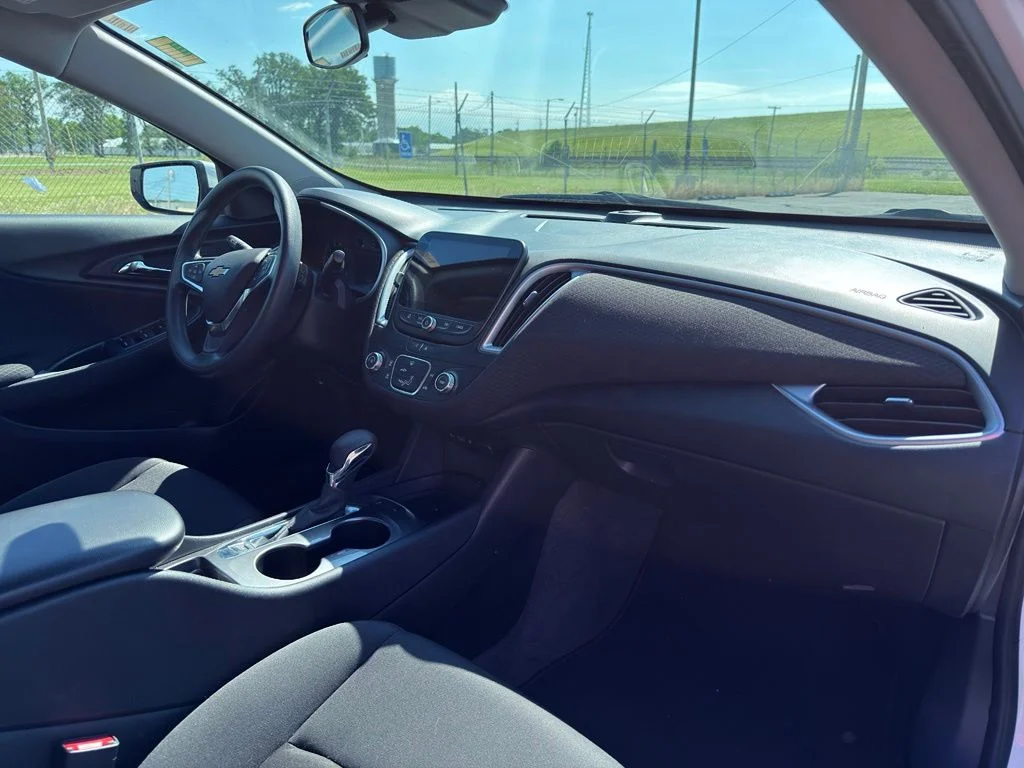 Used 2024 White Chevrolet LS image 29