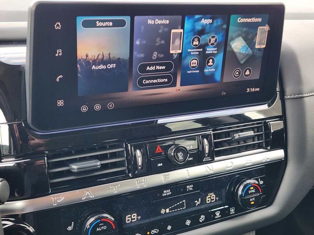 2026 Nissan Pathfinder SV - Photo 17