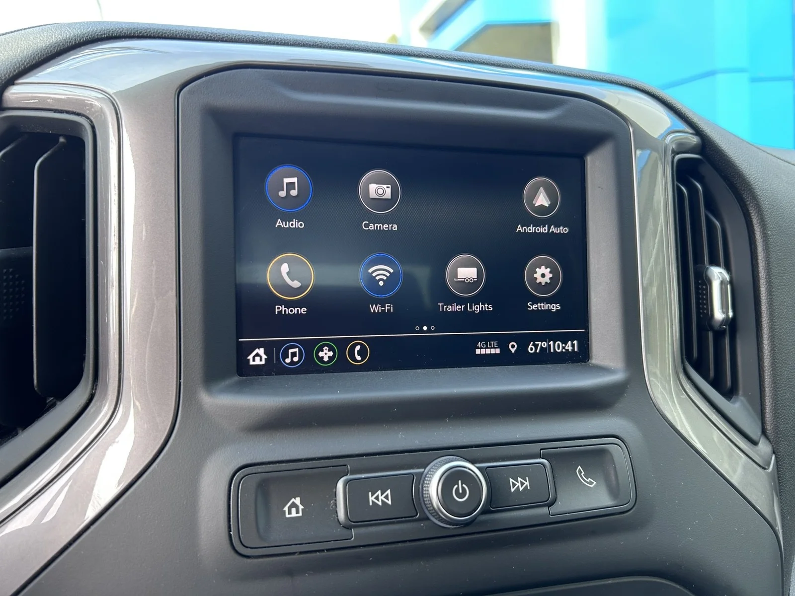 Used 2020 WHITE Chevrolet Custom Trail Boss image 12