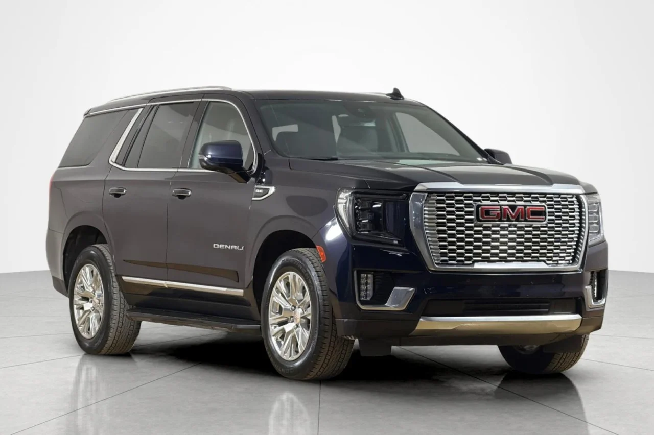 Used 2023 MIDNIGHT BLUE GMC Denali image 7