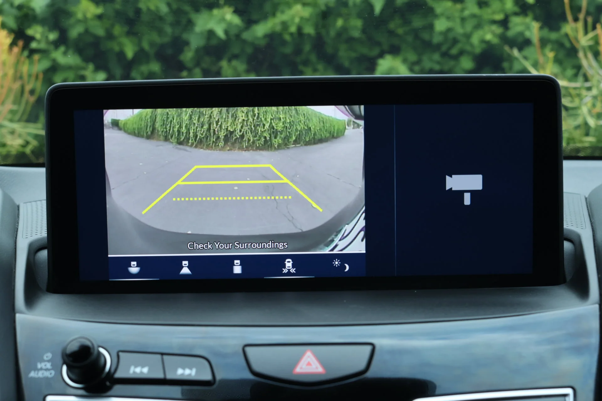 2025 Acura RDX Base - Photo 14