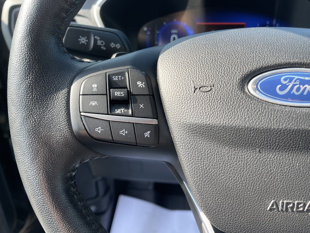 Used 2020 Agate Black Metallic Ford Titanium image 26