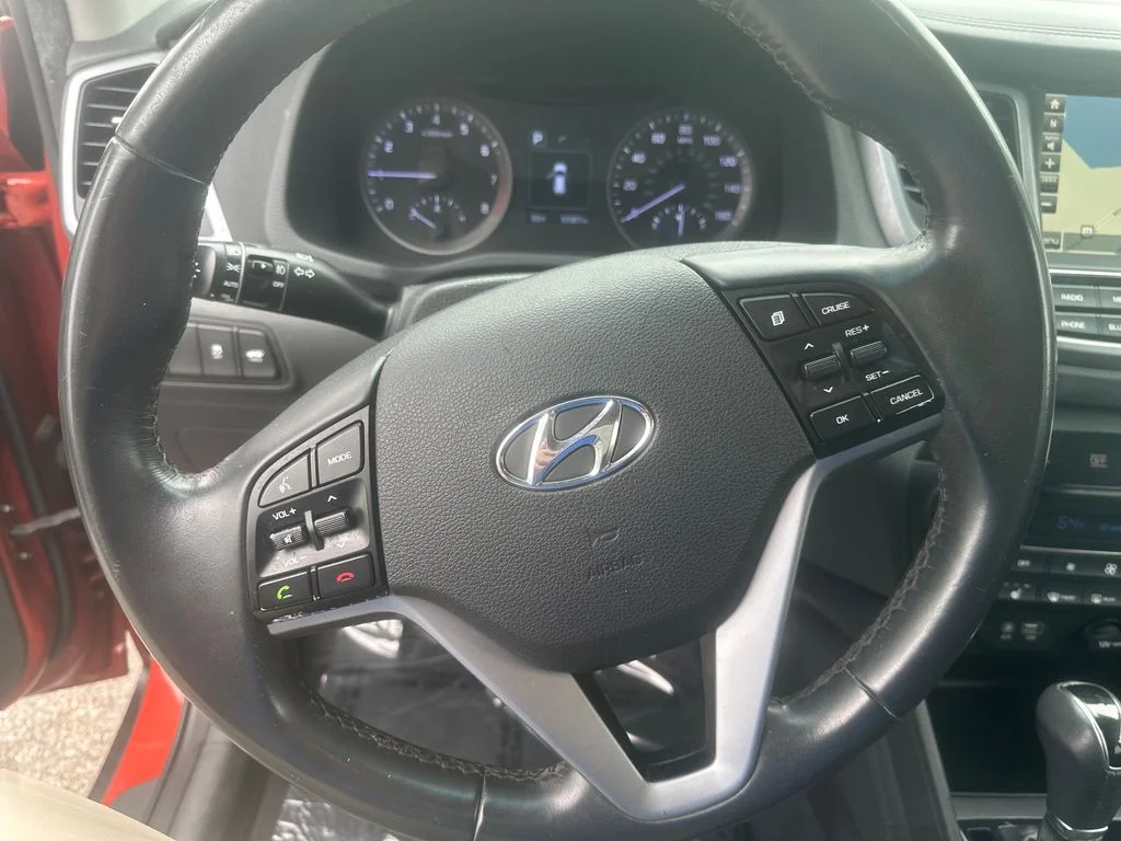 Used 2016 Orange Hyundai Limited image 13