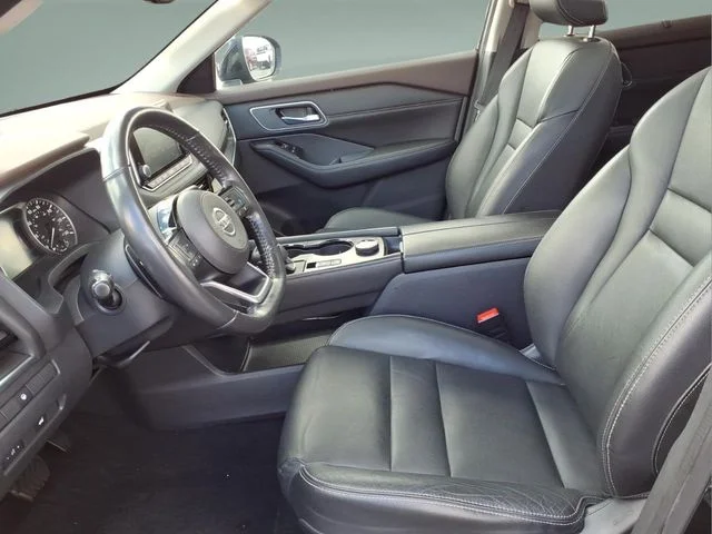 Used 2021 Black Nissan SL image 13