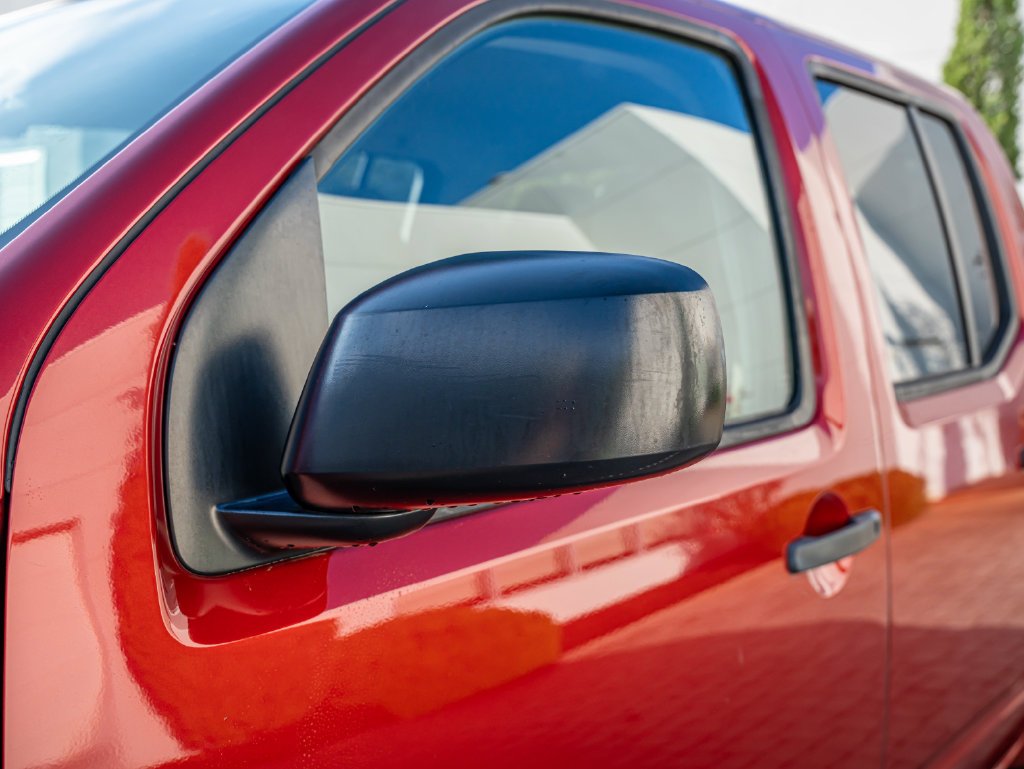 Used 2018 Lava Red Nissan SV image 16