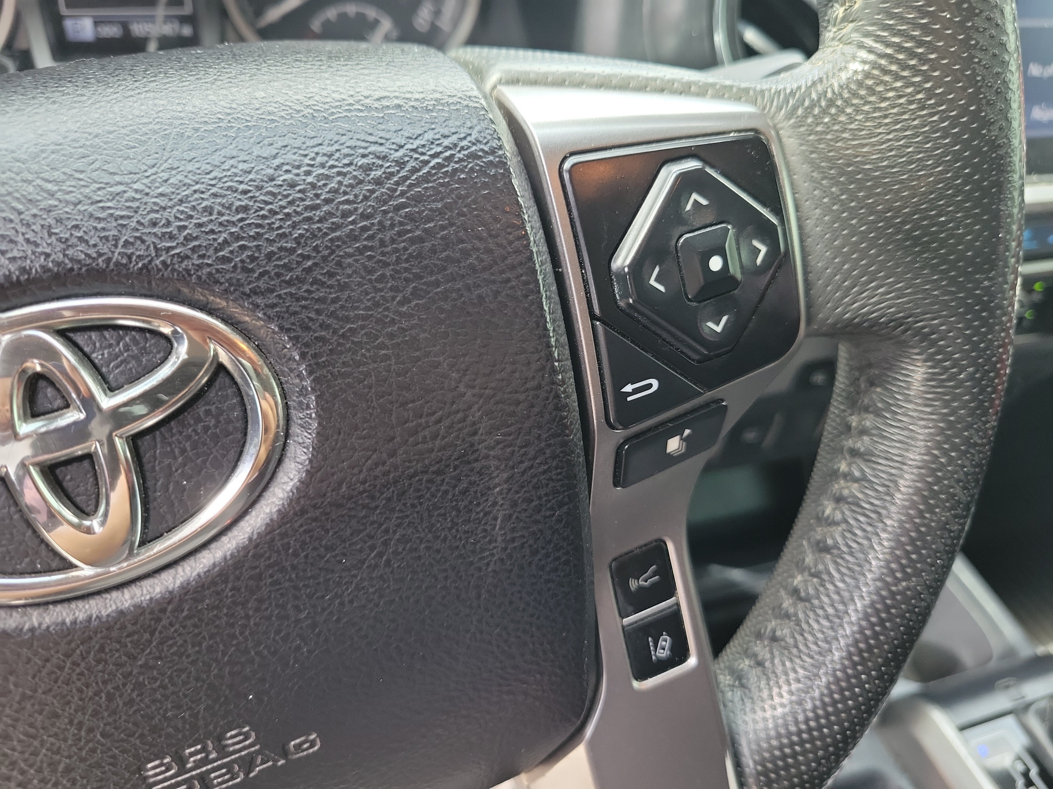 Used 2021 Magnetic Gray Metallic Toyota SR5 image 25